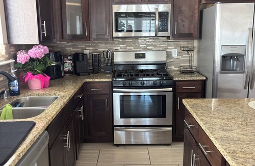 Biggs Field House | Stylish, spacious 3 bedroom house on East El Paso