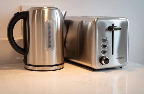 Windsor City Centre Apartment | Stylish Spacious Apartment in Central Windsor