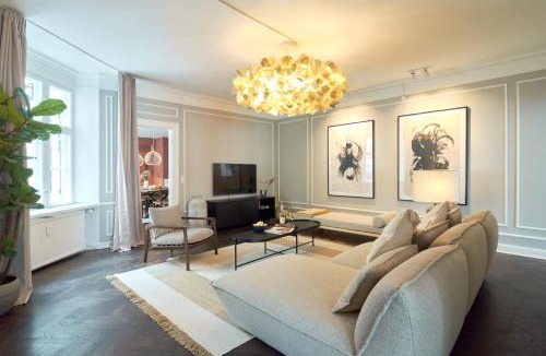 Copenhagen City Centre Apartment | Stylish Spacious Apartment w 3BR in Copenhagen City