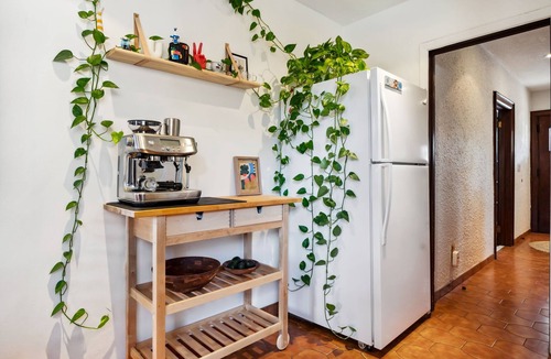 Oakwood Village House | Stylish & Spacious Cozy House
