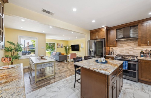 Concord House | Stylish Spacious Home with Private Pool