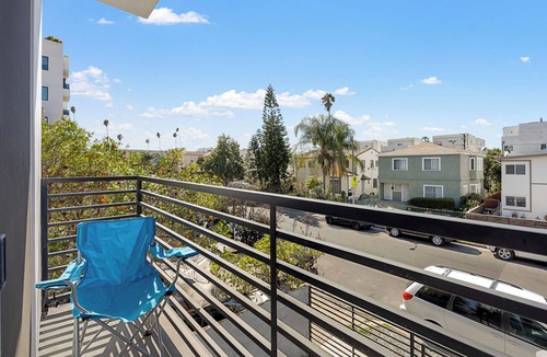 Wilshire House | Stylish & Spacious Koreatown Home - Near USC