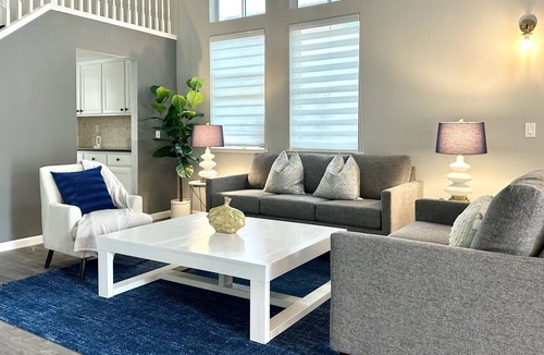 Tracy House | Stylish Spacious Newly 5B4b Home Central Tracy