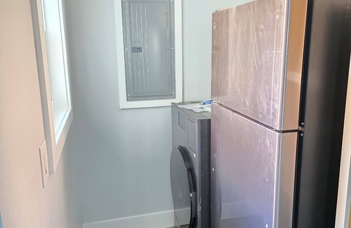 Carrboro House | Stylish & Spacious ★ Pets OK ★ Monthly Townhome