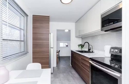 Winnipeg House | Stylish St. Boniface Home | 2 Bed | 1 Bath |