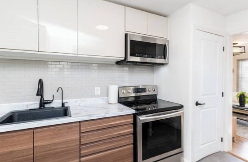 Winnipeg House | Stylish St. Boniface Home | 2 Bed | 1 Bath |