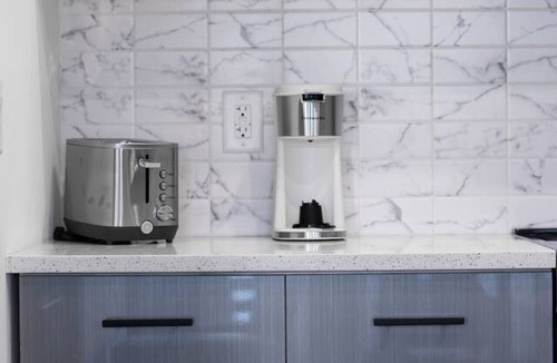 West New York Apartment | Stylish Studio Apt-Outside NYC