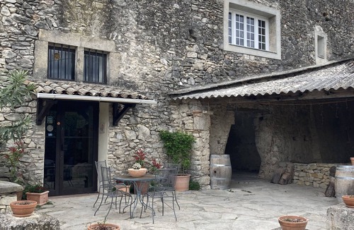 Brissac Apartment | Stylish studio apartment within an award-winning vineyard; shared pool