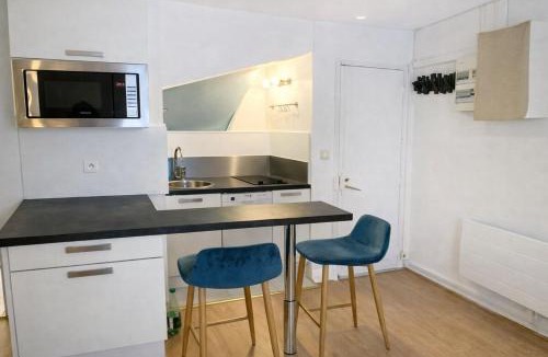 Necker Apartment | Stylish Studio near Montparnasse, only 2 min from metro