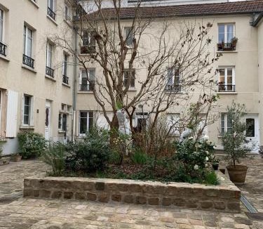 Necker Apartment | Stylish Studio near Montparnasse, only 2 min from metro