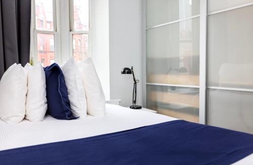 Back Bay Apartment | Stylish Studio on Newbury St #3
