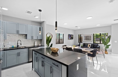 Allapattah Apartment | Stylish Townhouse Steps from Wynwood