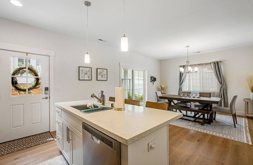 Allyn-Grapeview House | Stylish, two-story home with a washer/dryer & furnished porch - dogs welcome