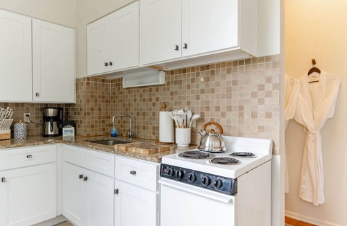 Ann Arbor Apartment | Stylish UM Loft on Diag