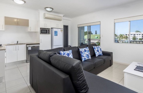 Bellara Apartment | Stylish Unit with Water Views