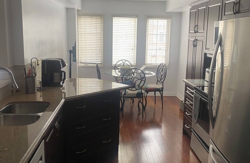 Mount Dennis House | Stylish Urban Mahogany Getaway With Bright Natural Light" -Centrally Located