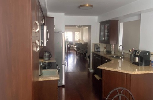 Mount Dennis House | Stylish Urban Mahogany Getaway With Bright Natural Light" -Centrally Located