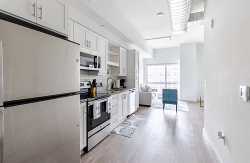 Rutledge Hill Apartment | Stylish urban retreat at Sentral SoBro in the heart of Nashville!