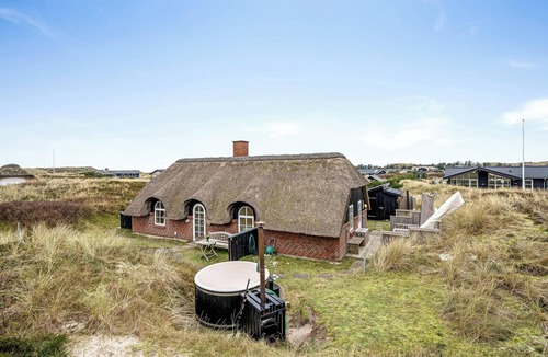 Klegod Strand Cottage | Stylish vacation home close to the North Sea - 1008