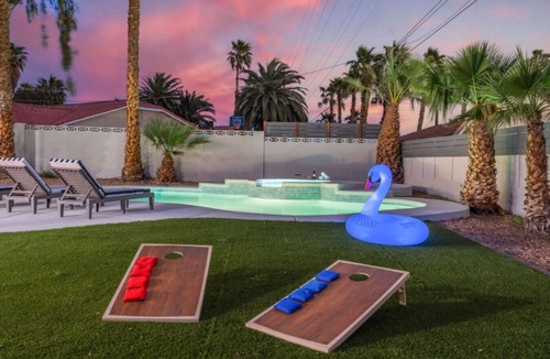 Las Vegas House | Stylish Vegas Haven | Pool & 5BR Comfort