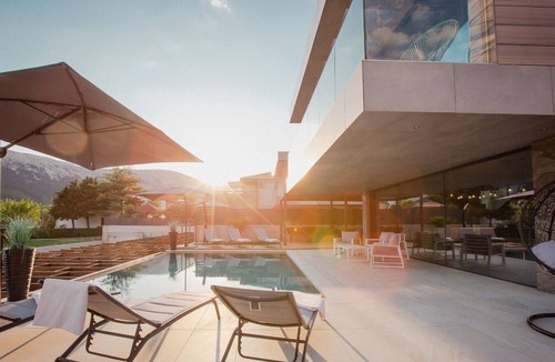 Jurandvor Villa | Stylish Villa Besca with heated infinity pool