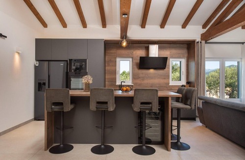 Lovrec Villa | Stylish Villa in Lovreč with Sauna