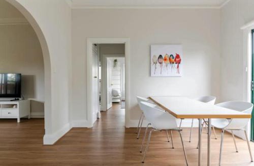 Nailsworth House | Stylish Villa in Nailsworth By Host Solutions