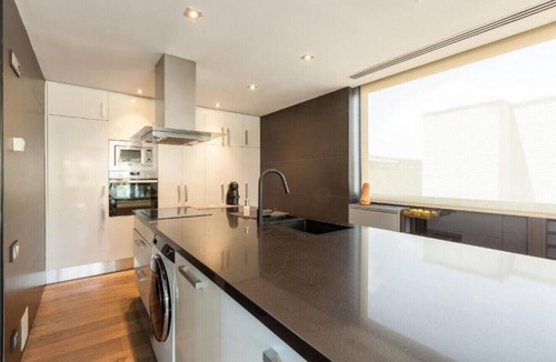 El Papiol House | Stylish Villa with Private Pool near Barcelona