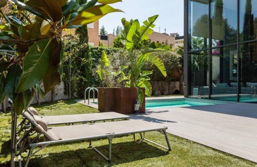 El Papiol House | Stylish Villa with Private Pool near Barcelona