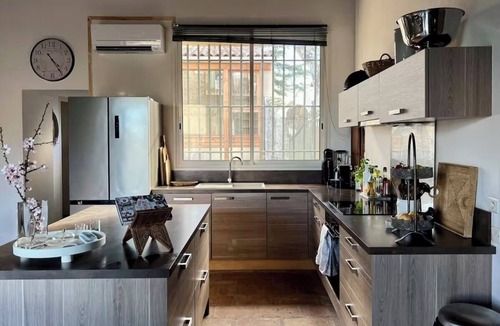 Usclas-d'Herault House | Stylish Village House With Modern Studio