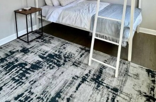 Wicker Park House | Stylish Wicker Park Home with Garage
