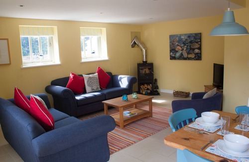 Knodishall Cottage | Stylishly Appointed, Peaceful Countryside