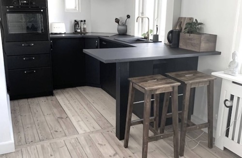 Charlottenlund Apartment | Stylist apartment in exclusive area, 15 mins from central Copenhagen