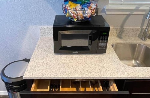 Norman Apartment | [SU 922-1] Graciela's Campus-close 2 bedroom luxury