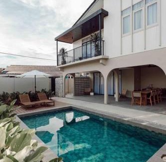 Batu Buruk Villa | SUARASA Villa 1 - Private Pool
