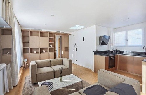 16th Arrondissement Apartment | Sublim Penthouse Trocadero Tour Eiffel