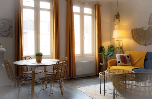 Lens Apartment | Sublime 2, Bollaert, 4 pers, centre ville