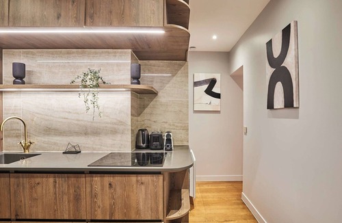 Faubourg-du-Roule Apartment | Sublime AC apartment - Champs Elysées