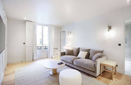 Quartier de la Porte-Saint-Denis Apartment | Sublime apartment Center of Paris