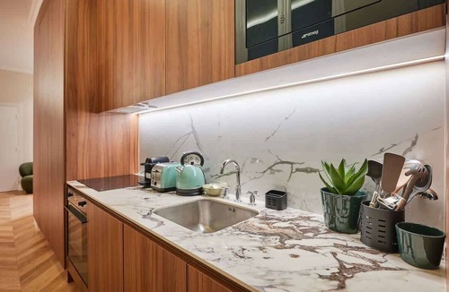 L'Europe Apartment | Sublime apartment in the center of Paris