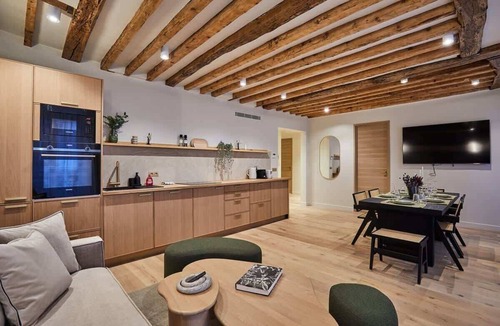 Quartier de la Place-Vendome Apartment | Sublime apartment Rue Royale/Madeleine