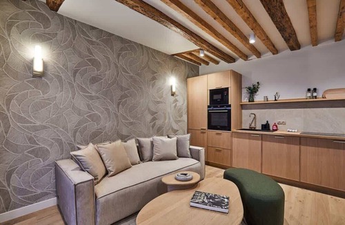 Quartier de la Place-Vendome Apartment | Sublime apartment Rue Royale/Madeleine