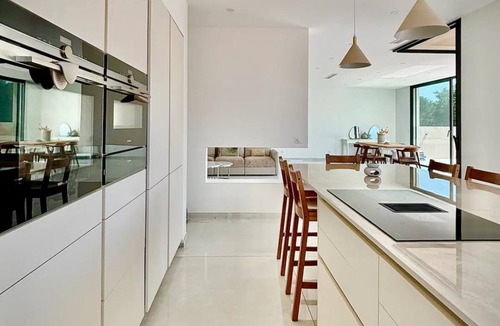 Montarnaud Villa | Sublime architect-designed villa not overlooked