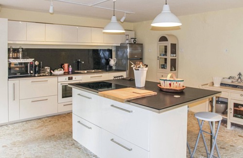 Pont-Saint-Esprit House | Sublime château avec piscine