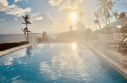 Samana Apartment | Sublime Love beachfront apartment w private beach