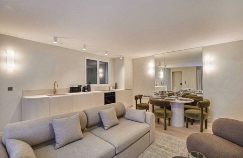 Paris City Center Apartment | Sublime new flat Louvre Palais-Royal