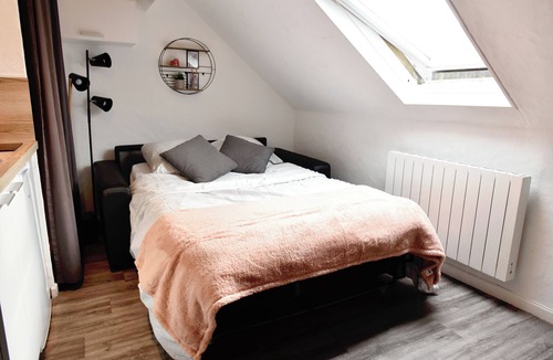 Valenciennes Apartment | Sublime studio