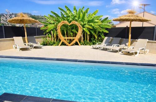Bon-Encontre Villa | Sublime villa des Oliviers - Piscine chauffée, espace détente, Baby-foot, cuisine extérieure - proche d'Agen