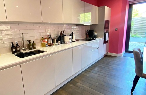 Canon's Marsh Apartment | Sublime waterfront retreat with private terrace