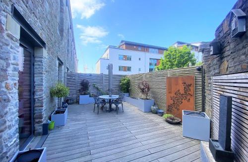 Canon's Marsh Apartment | Sublime waterfront retreat with private terrace